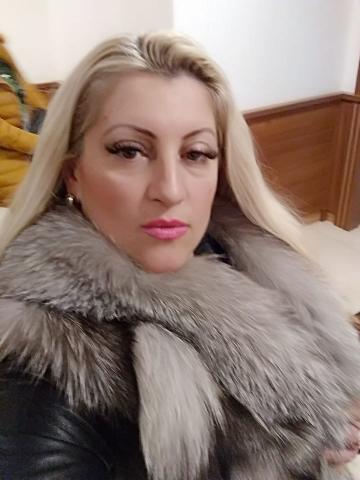 Дамски кожени якета