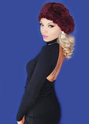 дамски кожени шапки