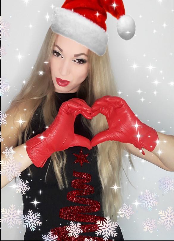 Коледни подаръци за жена