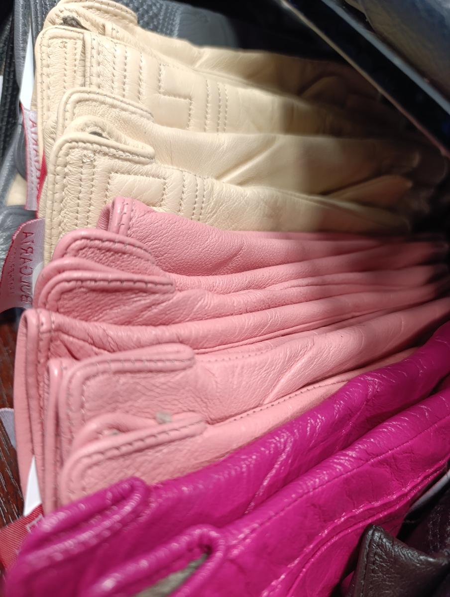 кожени ръкавици софия