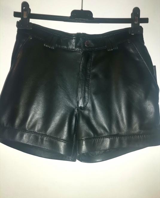 Къси кожени панталони - 1