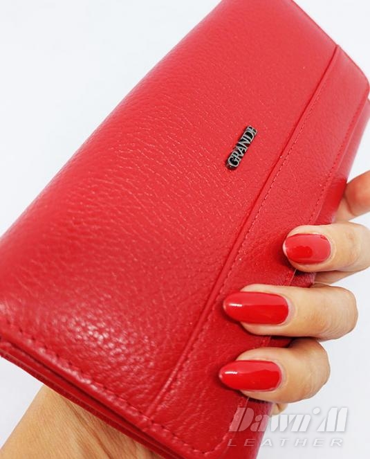 Дамско кожено портмоне