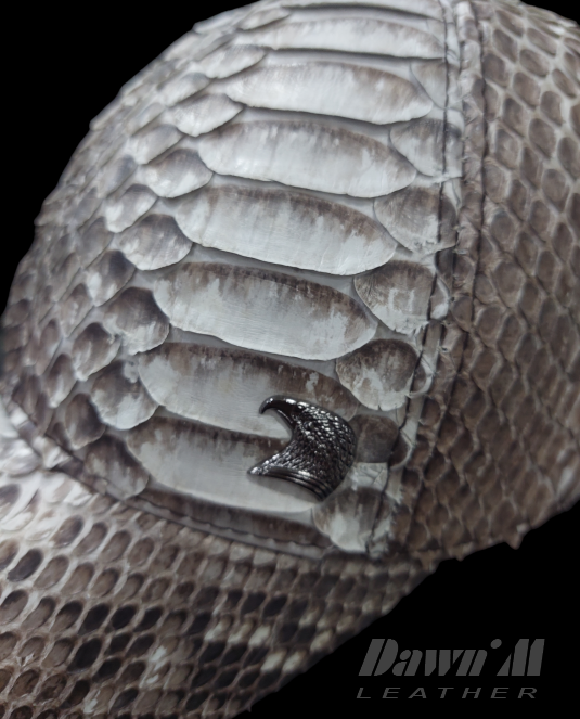 Шапка с козирка кожа Piton - 4