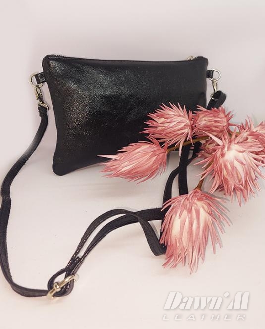 Дамски клъч естествена кожа