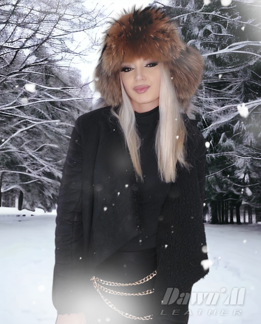 Кожена шапка ушанка с лисица