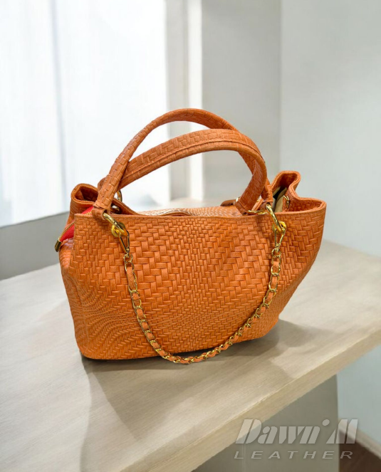 Луксозна дамска чанта