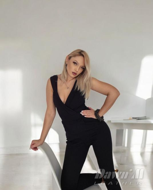 Дамски черен гащеризон Black desire - 4