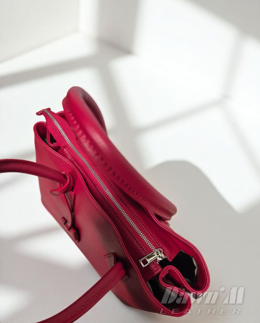 дамска кожена чанта в червено - 3