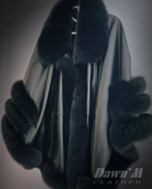 Луксозно кожено пончо Foxy Elegance - 7