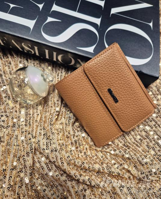 Дамско кожено портмоне Grande Nude Essence