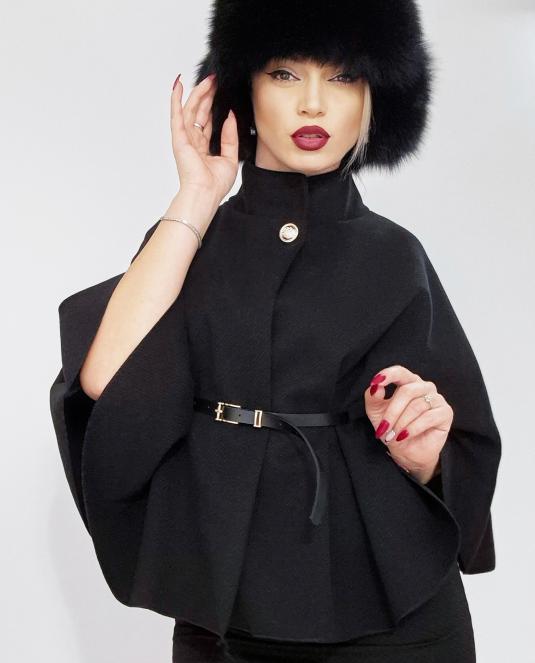 Дамска кожена шапка ARCTIC NOIR