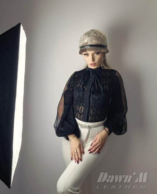 Луксозна дамска кожена шапка BELLE NERPA